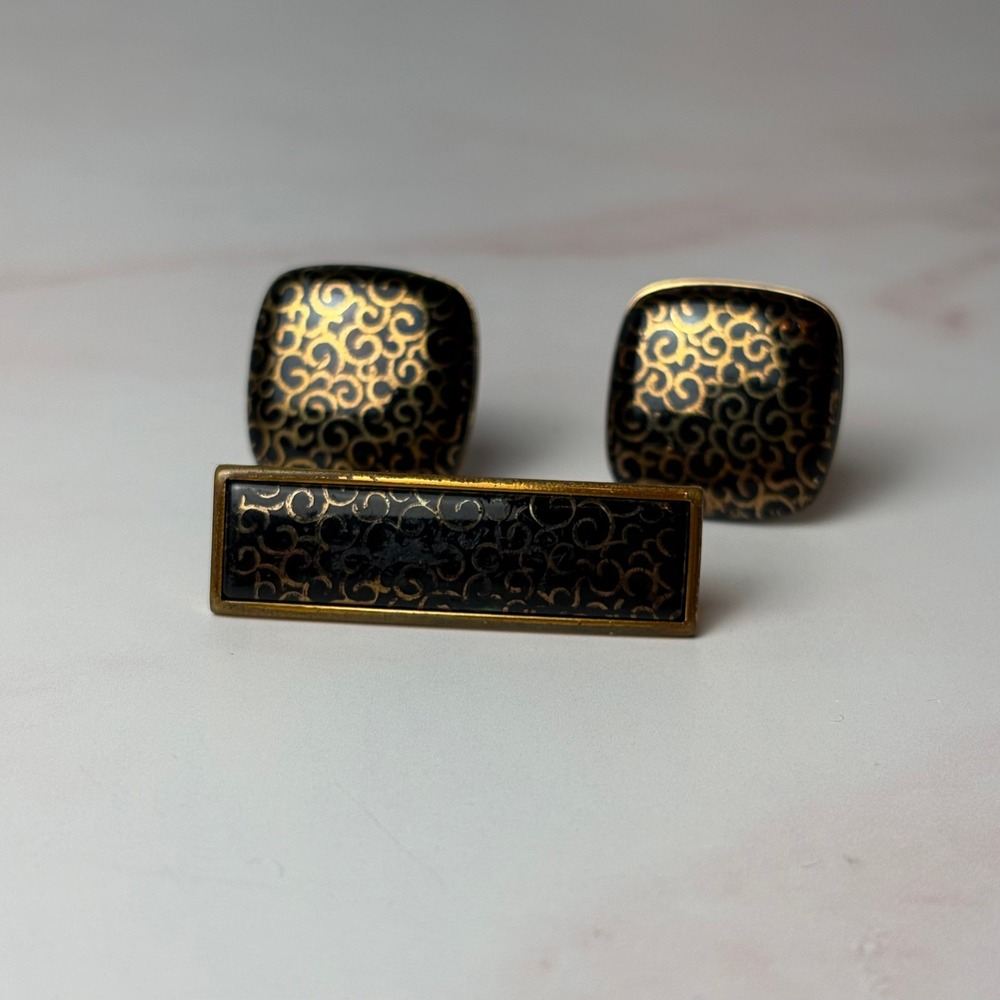 Vintage Evans Gold Black Enamel Scroll Cufflinks and Tie Clip‎ Set Mens Formal